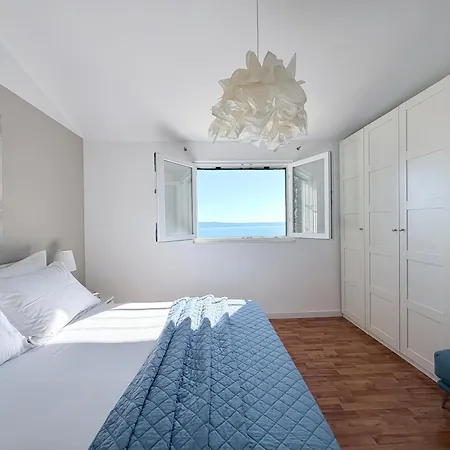 Vedran Podgora (Split-Dalmatia)