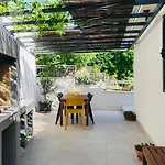 Vedran Villa