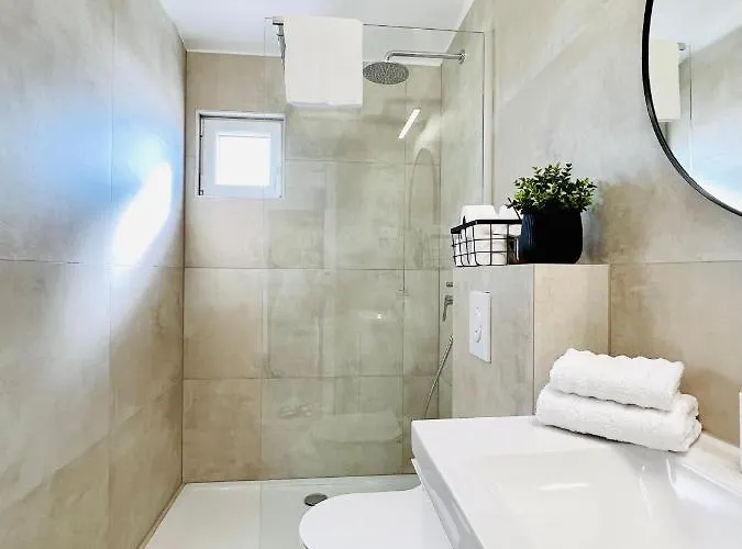 Vedran Vila Podgora (Split-Dalmatia)