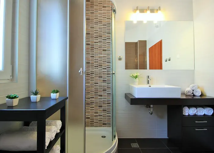 Vedran Vila Podgora (Split-Dalmatia)